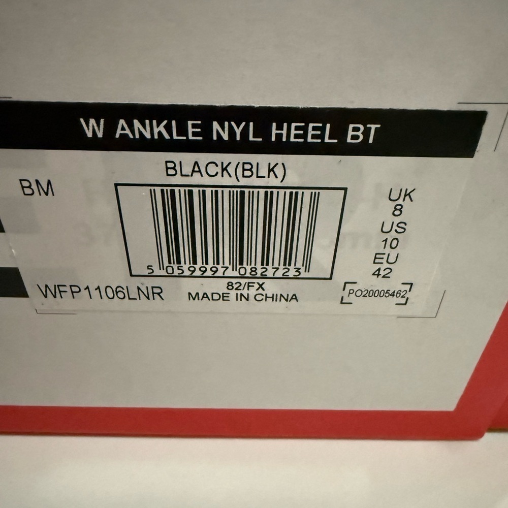 NIB Hunter Women's Platform Boots - Picture 4 of 5